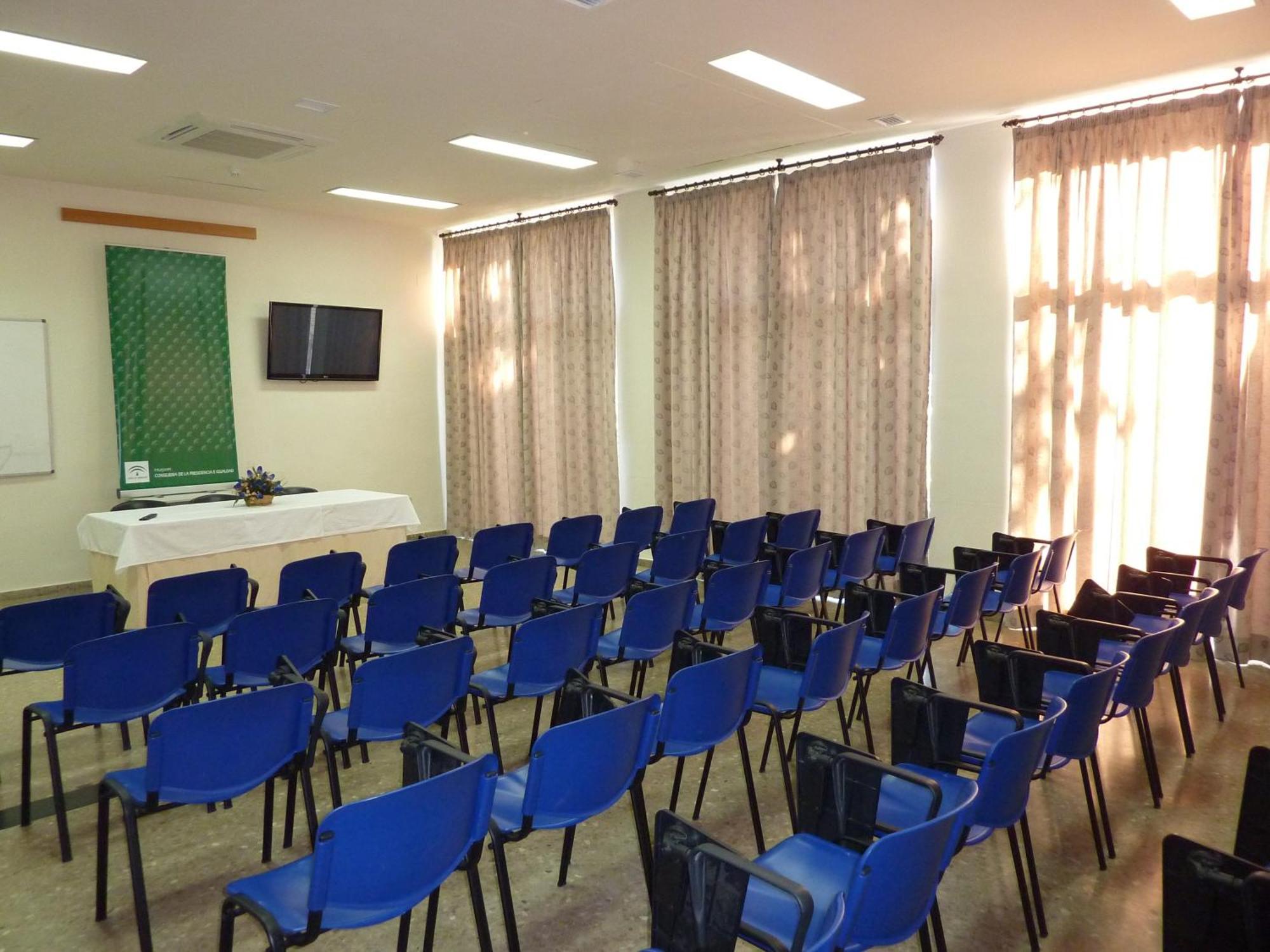 Hostel Inturjoven *